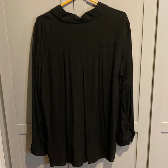 Reimagined Classic Blouse by Ruti - Picture 5 of 10